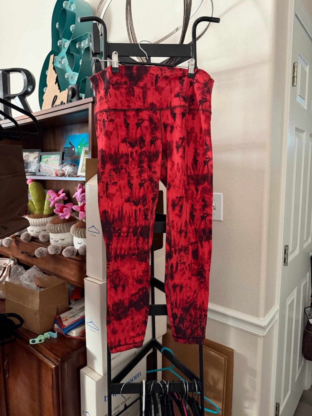 lululemon athletica Red and Black Tie-Dye Leggings
